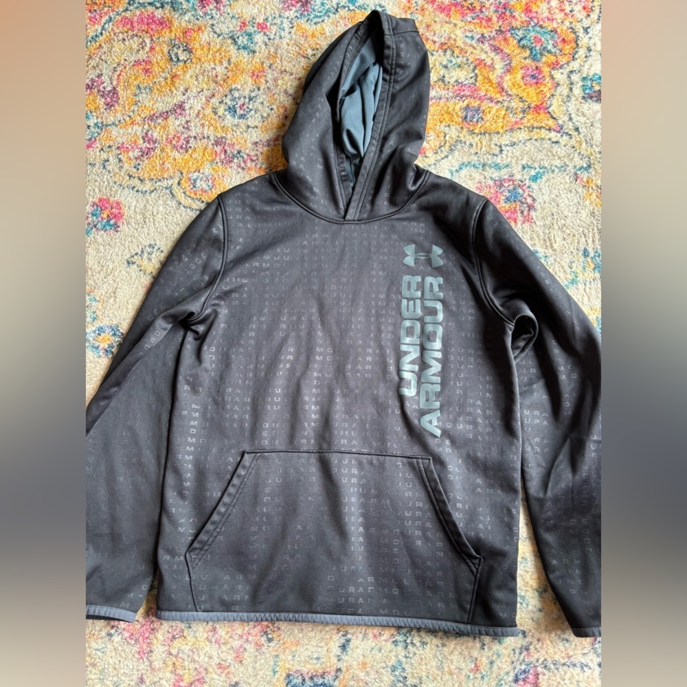 Under Armour Youth Extra Large Hoodie